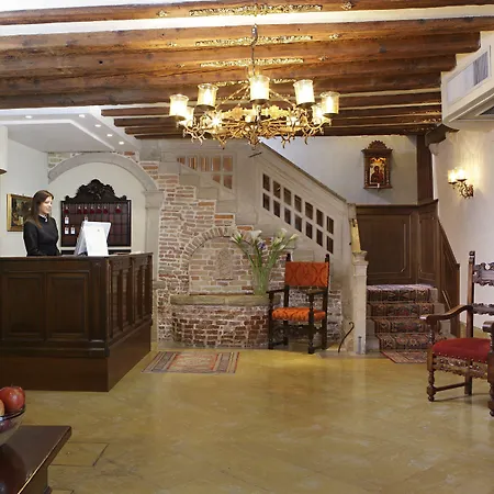 Palazzo Priuli 4*