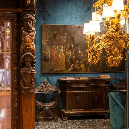 Palazzo Priuli 4*