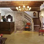 帕拉佐普瑞里酒店 4*