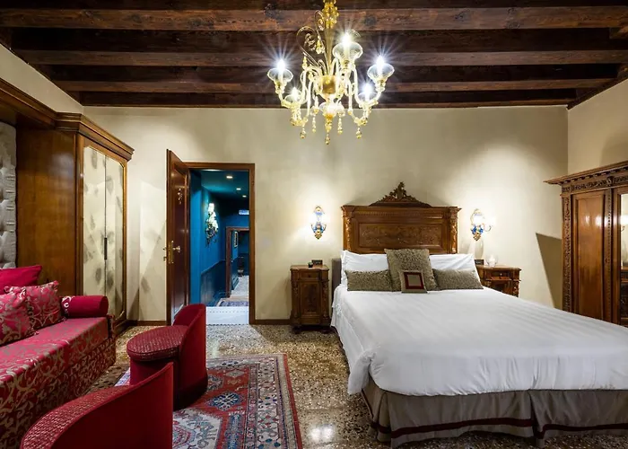 Palazzo Priuli فندق البندقية