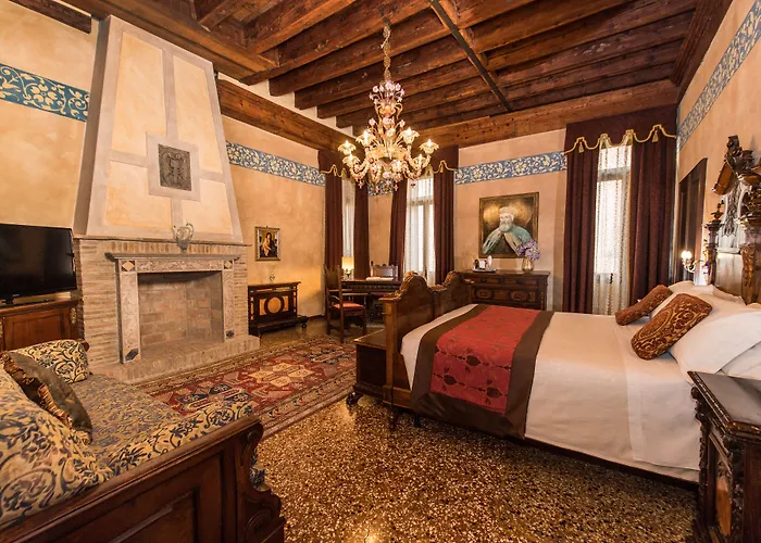 Palazzo Priuli 4* البندقية