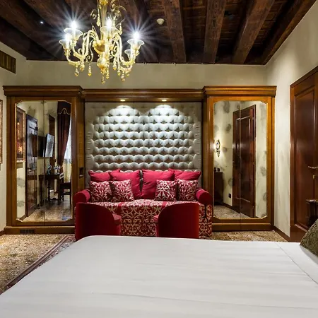 Palazzo Priuli Szálloda 4*