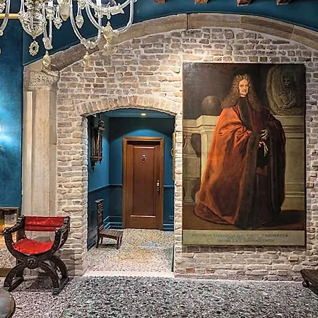Palazzo Priuli 4* Венеция