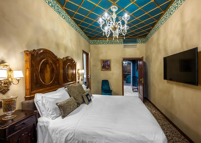 Palazzo Priuli Венеция