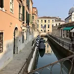 Palazzo Priuli 4*