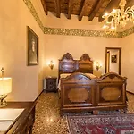 Palazzo Priuli 4*
