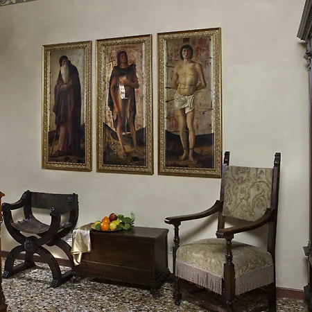 Palazzo Priuli 4*