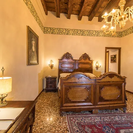 Palazzo Priuli 4*