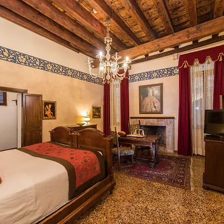 Palazzo Priuli 4* Benátky