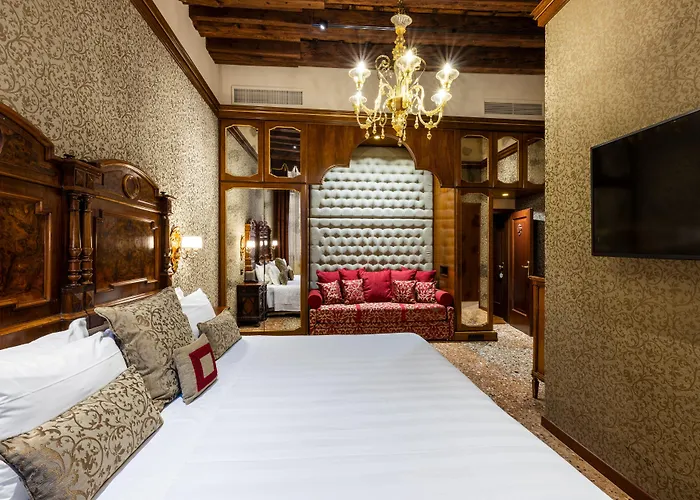 Palazzo Priuli 호텔 4*